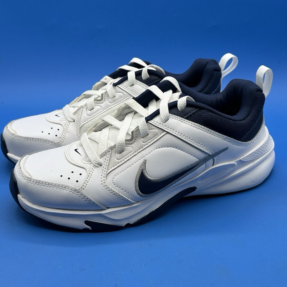 Nike Defy All Day Sneakers Men's White Navy Walking Shoes - Size 6.5 (Women's 8) - Picture 3 of 8